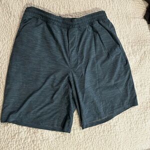 Men’s lululemon shorts